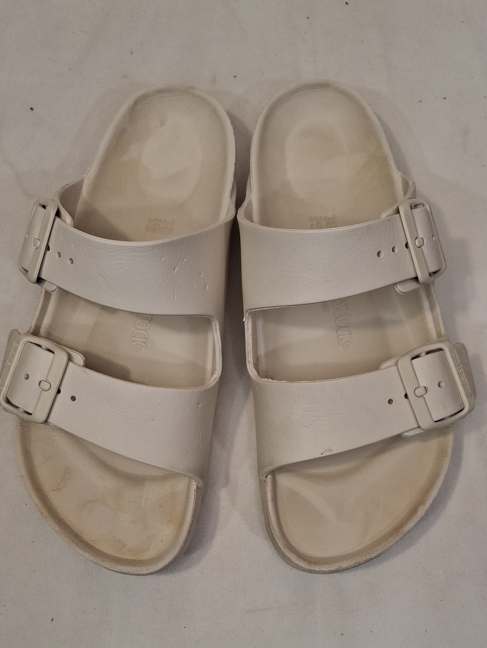 Birkenstock Women's White Double-Buckle Slide Sandals Lightly Worn.
